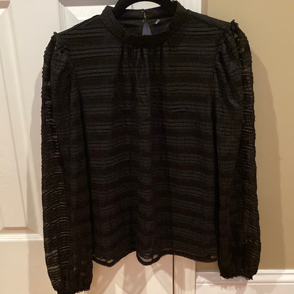 Loft Black Top